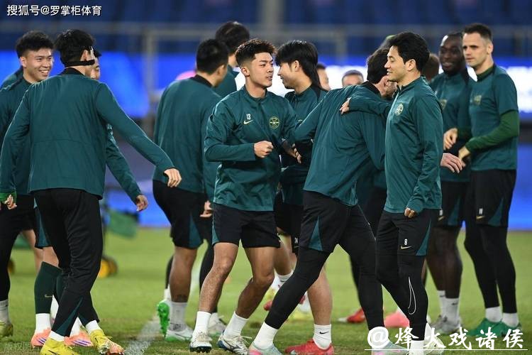 喜讯！中超球队逼平欧冠劲旅，新赛季手握冲击冠军优势，球迷沸腾