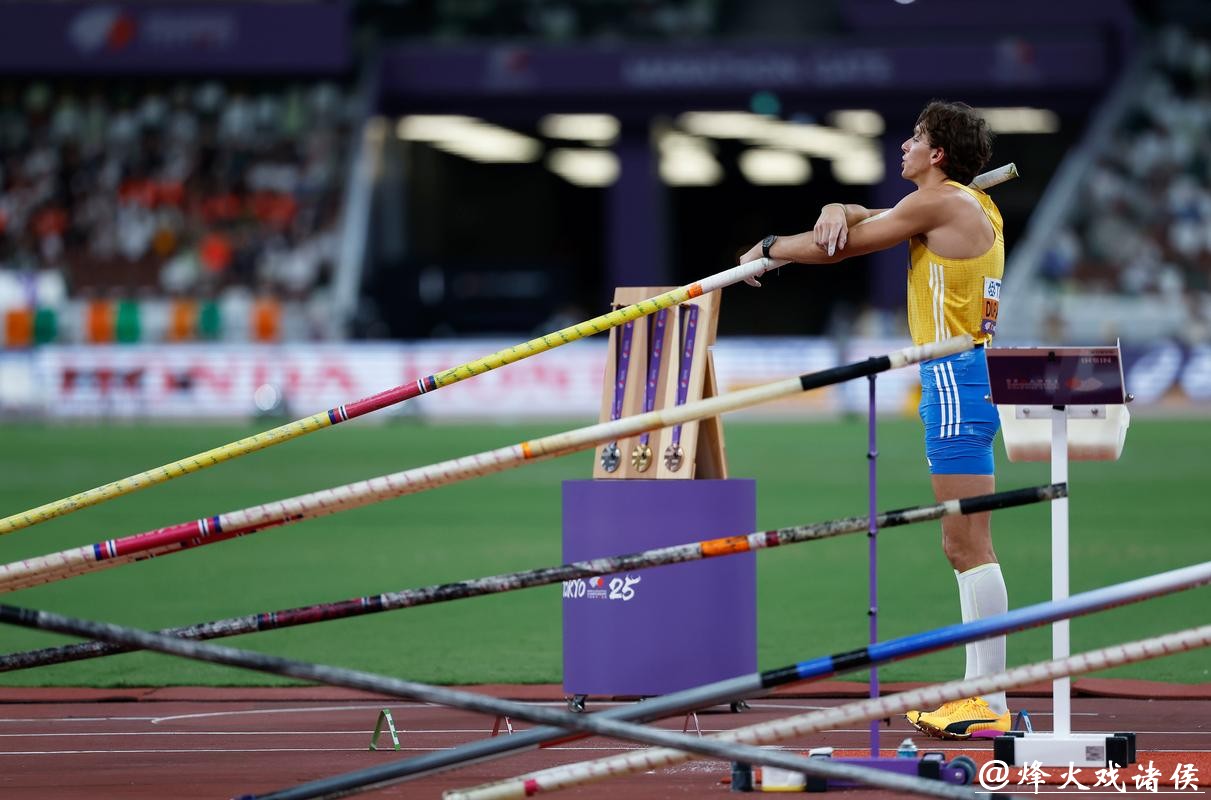 6米30！杜普兰蒂斯再破撑竿跳高世界纪录夺冠